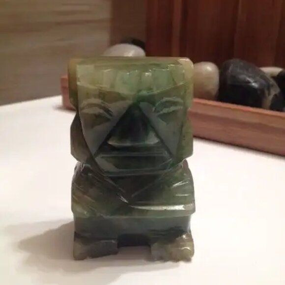 Antique Hand Carved 3" Jade Figurine on Rosewood Stand - Picture 4 of 5